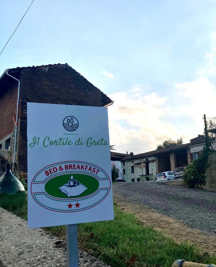 مبيت وإفطار Lu (Piedmont) Il Cortile Di Greta المظهر الخارجي الصورة