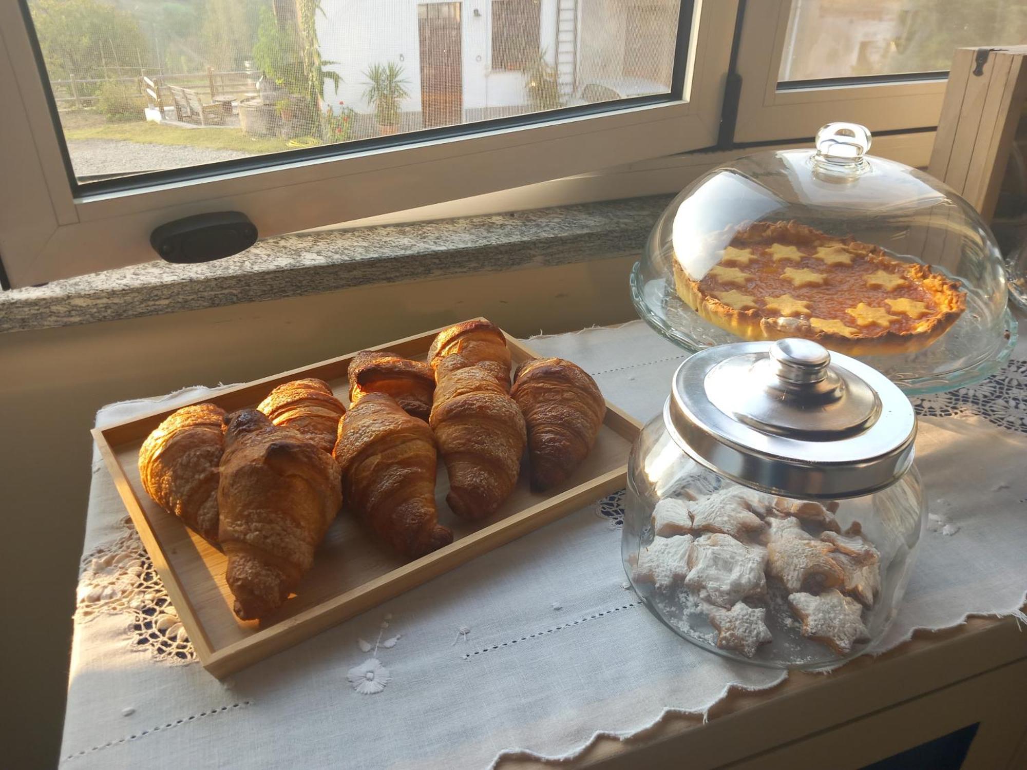 مبيت وإفطار Lu (Piedmont) Il Cortile Di Greta المظهر الخارجي الصورة