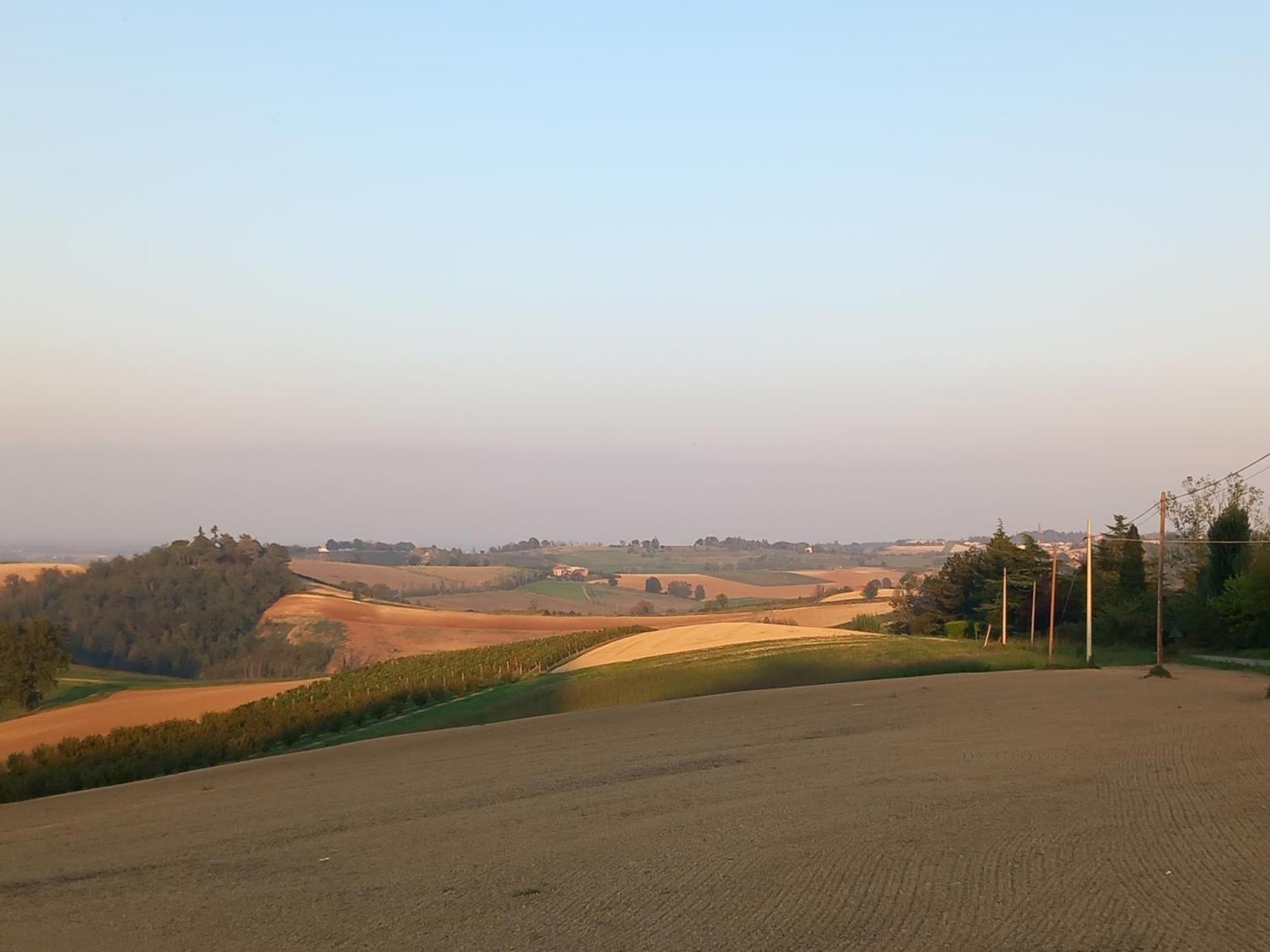 مبيت وإفطار Lu (Piedmont) Il Cortile Di Greta المظهر الخارجي الصورة