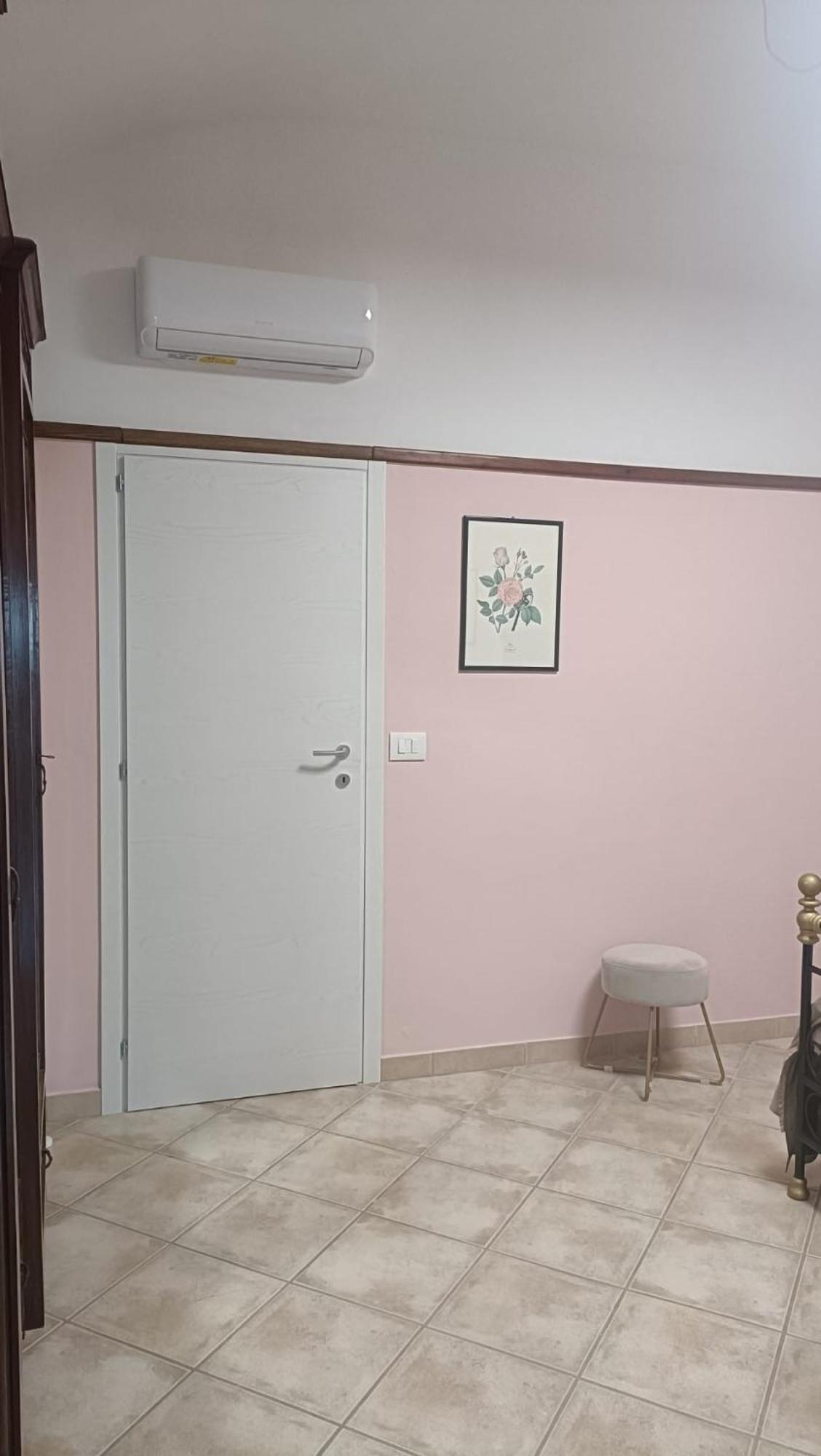 مبيت وإفطار Lu (Piedmont) Il Cortile Di Greta المظهر الخارجي الصورة